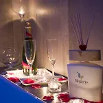 Megaris Luxury