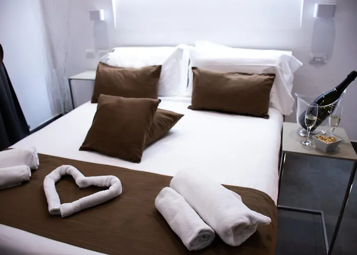 Megaris Luxury Bed and breakfast 4*