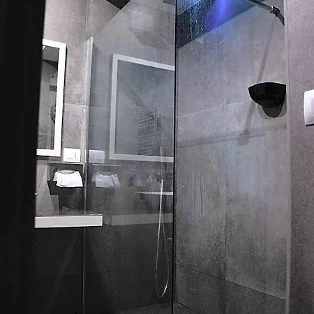 Megaris Luxury 4* Neapol