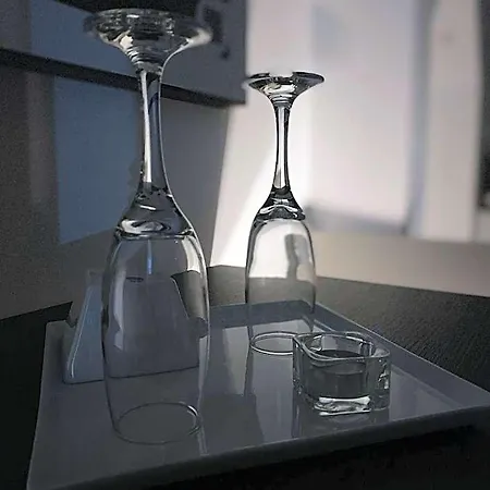 Megaris Luxury