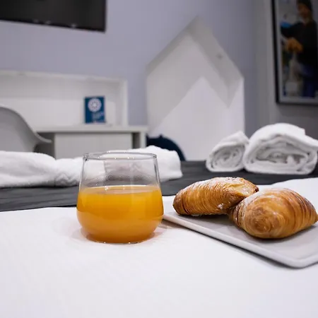 Megaris Luxury 4* נאפולי
